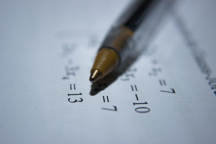 科学論文の数字表現 科学論文の数字表現